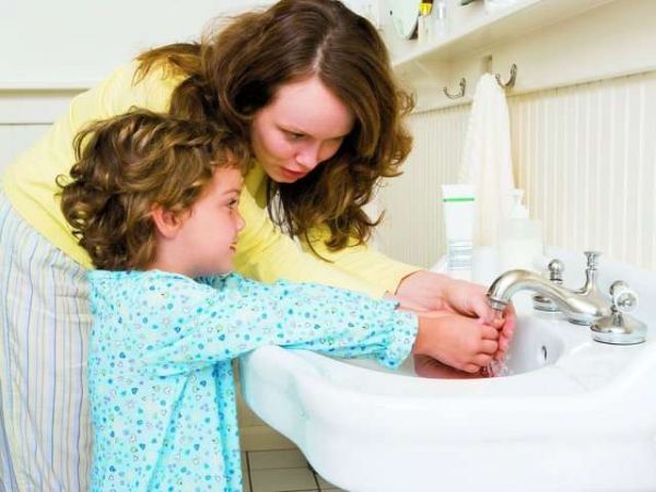 Симптомы и лечение дизентерии у детей в домашних условиях, антибиотики